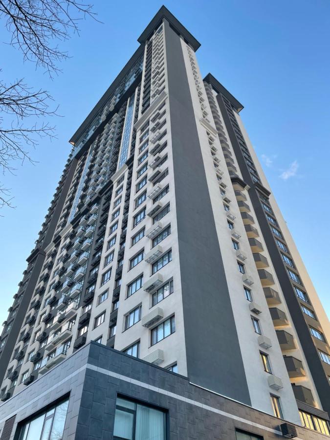 Victory-30 Luxury Apartment Center Kiev Esterno foto