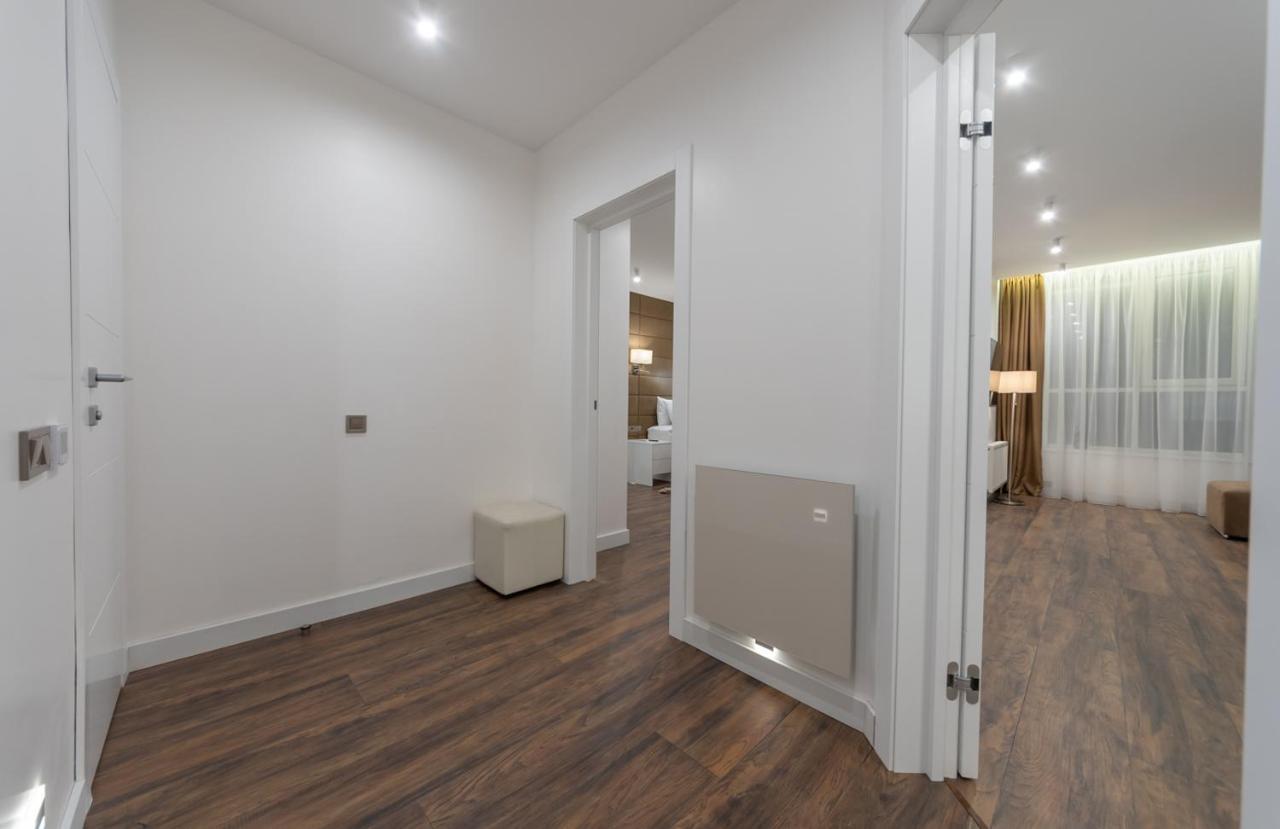 Victory-30 Luxury Apartment Center Kiev Esterno foto