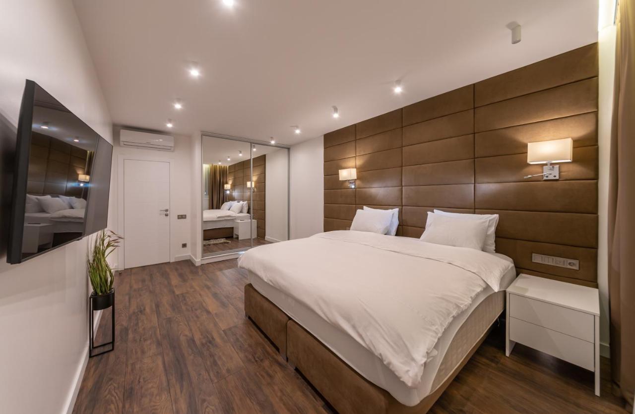 Victory-30 Luxury Apartment Center Kiev Esterno foto