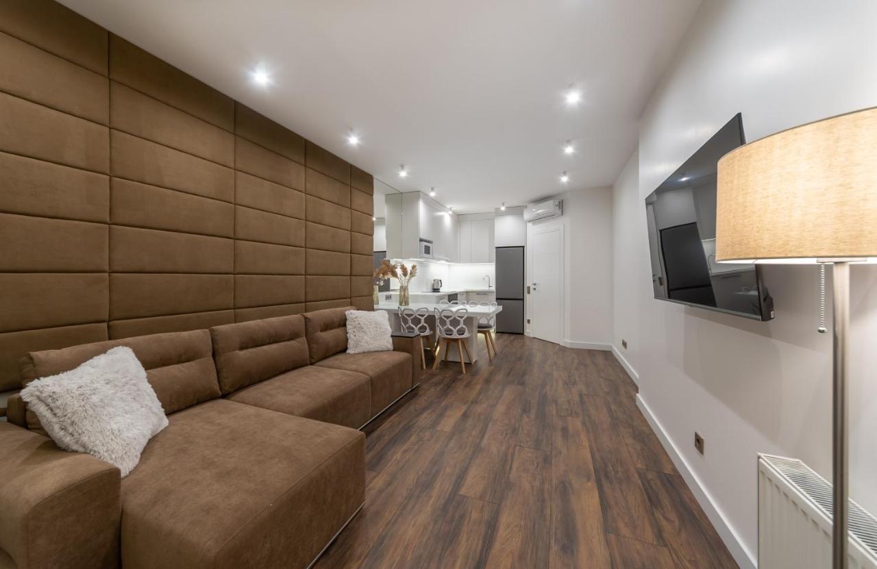 Victory-30 Luxury Apartment Center Kiev Esterno foto