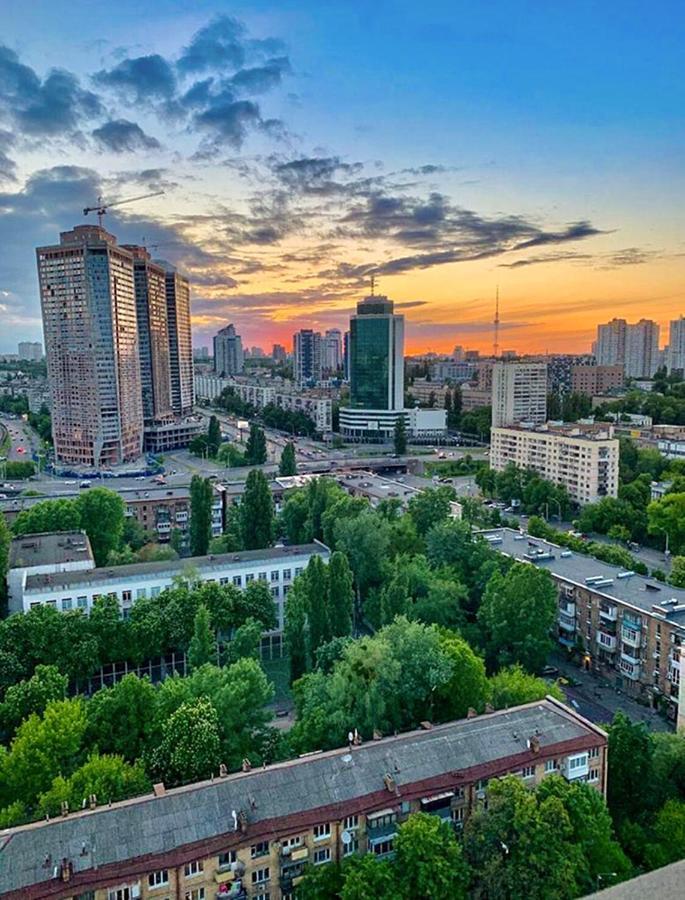 Victory-30 Luxury Apartment Center Kiev Esterno foto