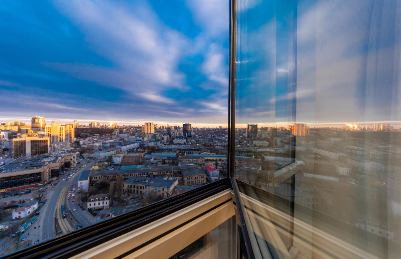 Victory-30 Luxury Apartment Center Kiev Esterno foto