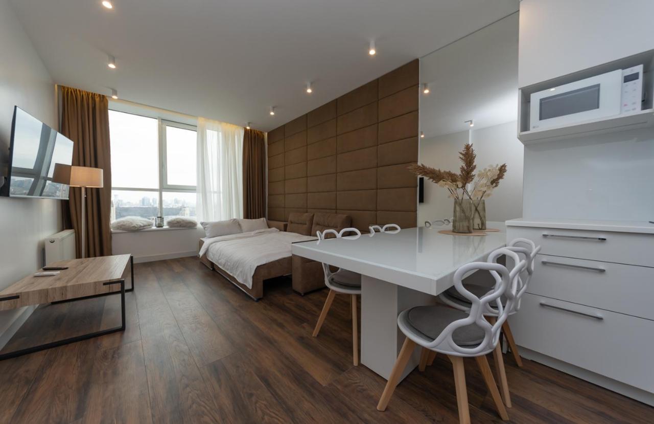 Victory-30 Luxury Apartment Center Kiev Esterno foto